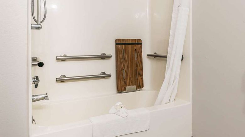 <b>Suburban Studios Mason Hwy 42 Room</b>. Images powered by <a href="https://iceportal.shijigroup.com/" title="IcePortal" target="_blank">IcePortal</a>.