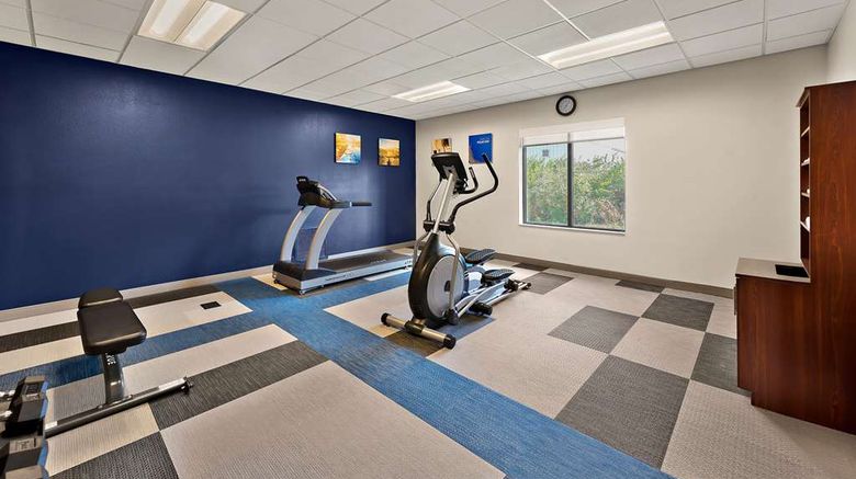 <b>Comfort Suites East Broad at 270 Health</b>. Images powered by <a href="https://iceportal.shijigroup.com/" title="IcePortal" target="_blank">IcePortal</a>.