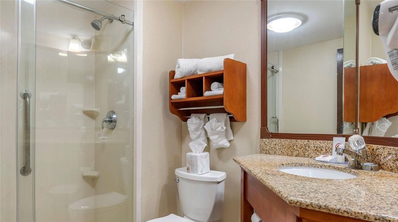 <b>Comfort  Inn Oxford Room</b>. Images powered by <a href="https://iceportal.shijigroup.com/" title="IcePortal" target="_blank">IcePortal</a>.