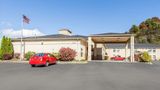 Quality Inn & Suites Portsmouth Exterior