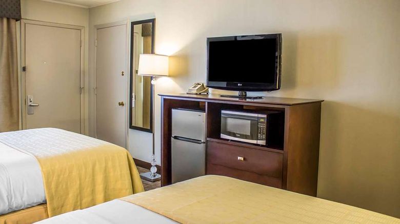 <b>Quality Inn Cambridge Room</b>. Images powered by <a href="https://iceportal.shijigroup.com/" title="IcePortal" target="_blank">IcePortal</a>.