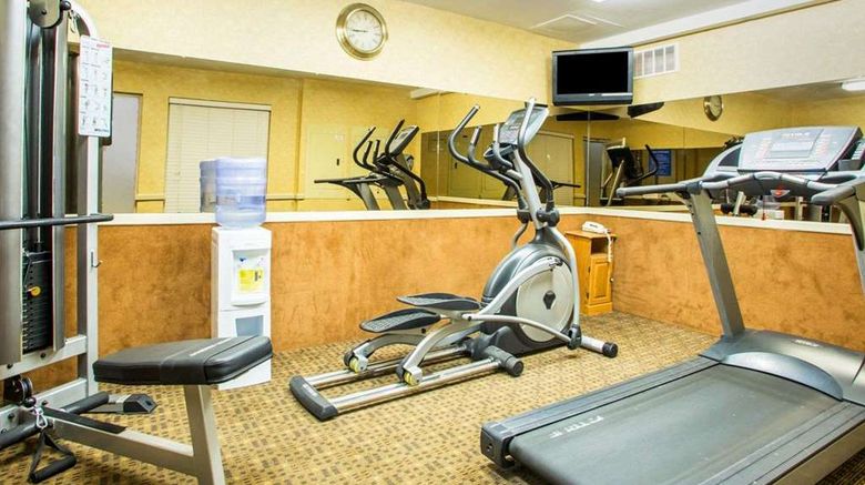 <b>Quality Inn & Stes North/Polaris Health</b>. Images powered by <a href="https://iceportal.shijigroup.com/" title="IcePortal" target="_blank">IcePortal</a>.