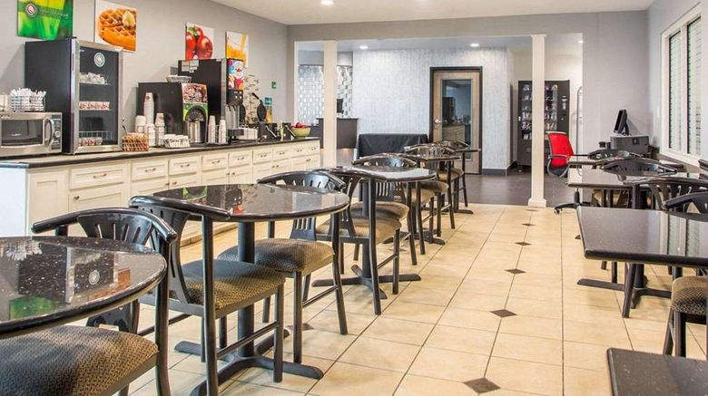 <b>Quality Inn & Stes North/Polaris Restaurant</b>. Images powered by <a href="https://iceportal.shijigroup.com/" title="IcePortal" target="_blank">IcePortal</a>.