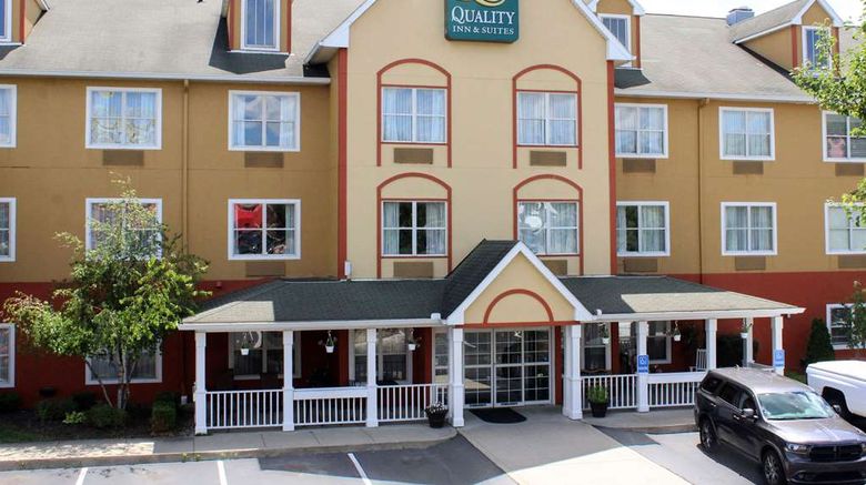 <b>Quality Inn & Suites Exterior</b>. Images powered by <a href="https://iceportal.shijigroup.com/" title="IcePortal" target="_blank">IcePortal</a>.