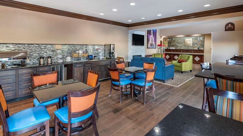 <b>Comfort Inn & Suites Restaurant</b>. Images powered by <a href="https://iceportal.shijigroup.com/" title="IcePortal" target="_blank">IcePortal</a>.