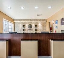 Comfort Inn & Suites Dayton North Lobby