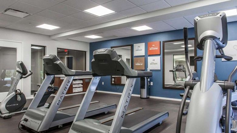<b>Comfort Suites Youngstown Health</b>. Images powered by <a href="https://iceportal.shijigroup.com/" title="IcePortal" target="_blank">IcePortal</a>.