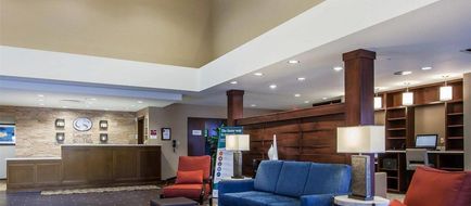 Comfort Suites Youngstown Lobby