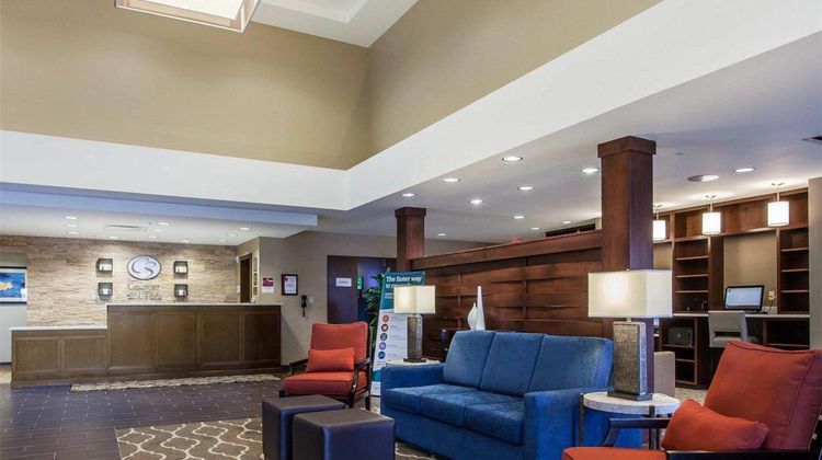 Comfort Suites Youngstown Lobby