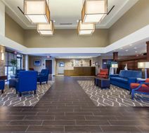 Comfort Suites Youngstown Lobby