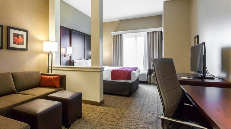 Comfort Suites Youngstown Room