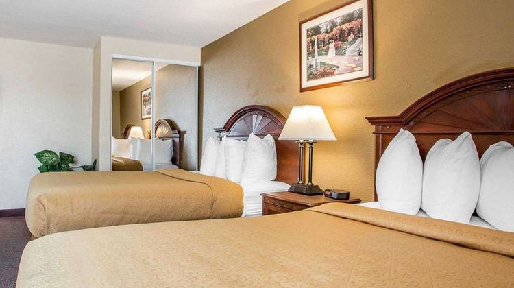 Quality Inn & Stes Middletown Room