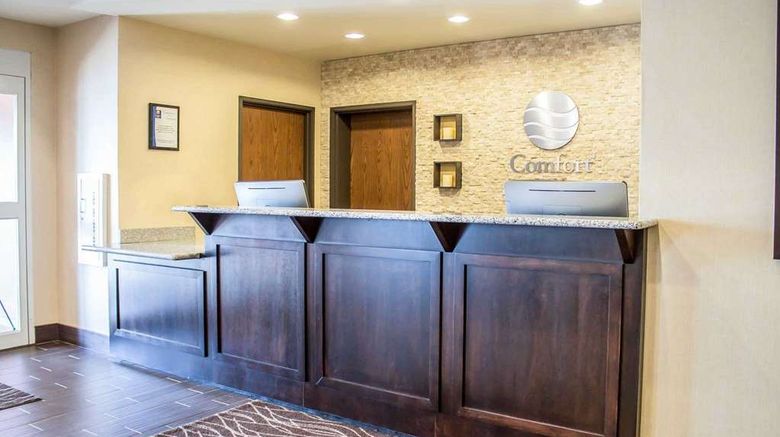 <b>Comfort Inn Lobby</b>. Images powered by <a href="https://iceportal.shijigroup.com/" title="IcePortal" target="_blank">IcePortal</a>.