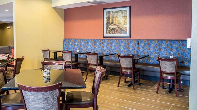 <b>Comfort Inn Restaurant</b>. Images powered by <a href="https://iceportal.shijigroup.com/" title="IcePortal" target="_blank">IcePortal</a>.