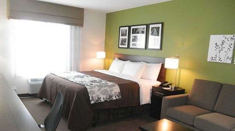 <b>Sleep Inn & Suites Suite</b>. Images powered by <a href="https://iceportal.shijigroup.com/" title="IcePortal" target="_blank">IcePortal</a>.
