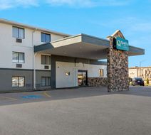 Quality Inn Exterior