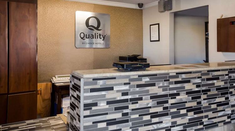 Quality Inn Lobby