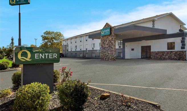 Quality Inn Exterior