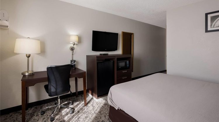 Quality Inn Room