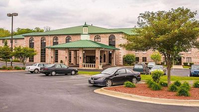 Quality Inn & Suites Forest Park
