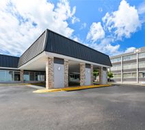 Quality Inn Dayton Airport Exterior