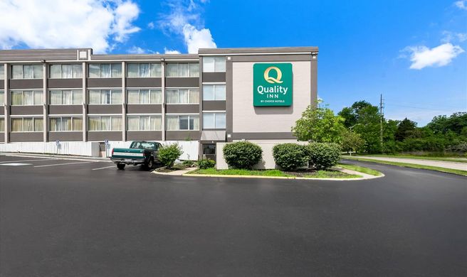 Quality Inn Dayton Airport Exterior