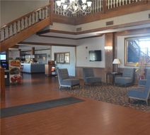 Quality Inn Perrysburg Toledo South Lobby
