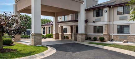 Comfort Inn & Suites Napoleon Exterior