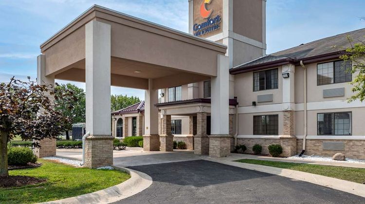 Comfort Inn & Suites Napoleon Exterior