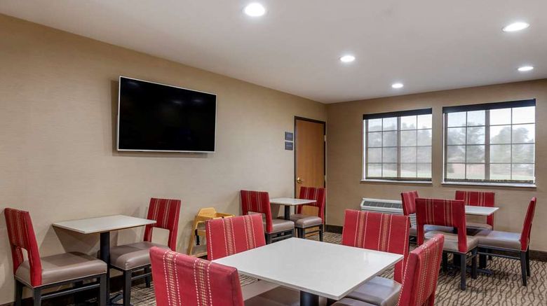 <b>Comfort Inn & Suites Napoleon Restaurant</b>. Images powered by <a href="https://iceportal.shijigroup.com/" title="IcePortal" target="_blank">IcePortal</a>.