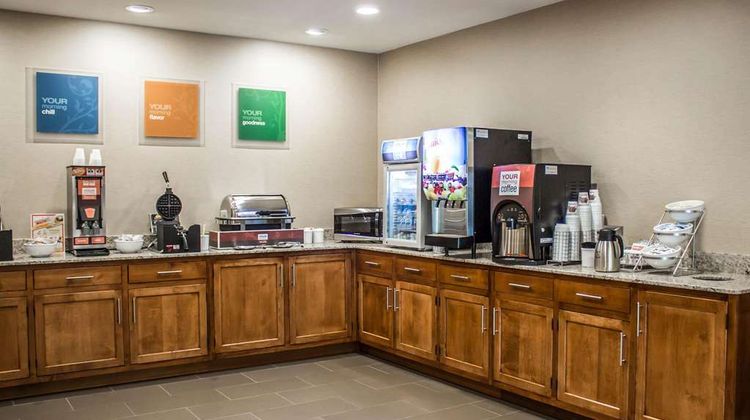 Comfort Suites Hartville Restaurant