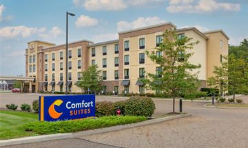 Comfort Suites Hartville