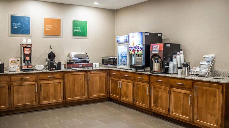 Comfort Suites Hartville Restaurant