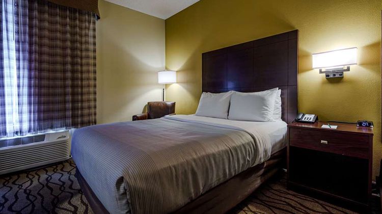 Quality Inn West Chester Room