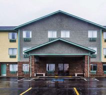 Quality Inn Streetsboro Exterior
