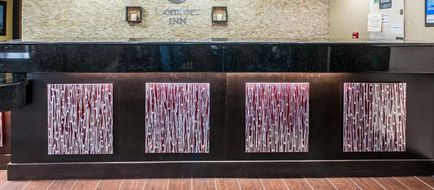 Comfort Inn Blue Ash Lobby