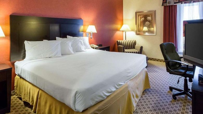 <b>Quality Inn and Suites Room</b>. Images powered by <a href="https://iceportal.shijigroup.com/" title="IcePortal" target="_blank">IcePortal</a>.