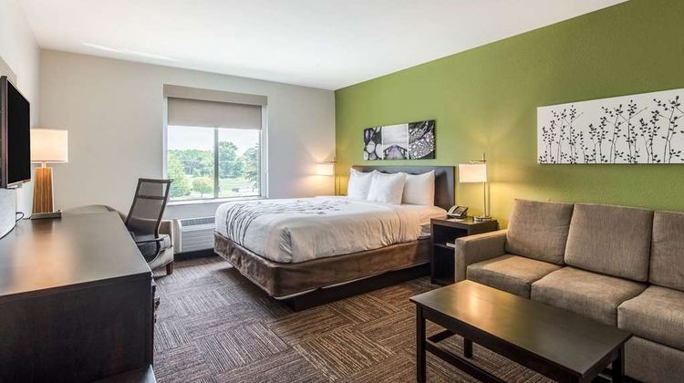 Sleep Inn & Suites Galion Suite