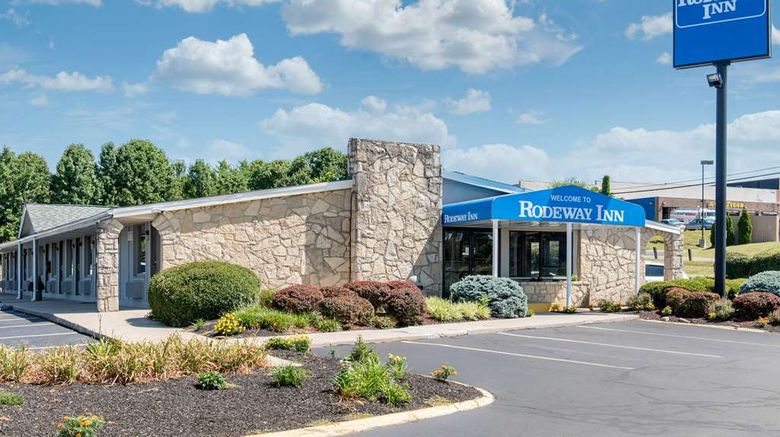 <b>Rodeway Inn Sharonville Exterior</b>. Images powered by <a href="https://iceportal.shijigroup.com/" title="IcePortal" target="_blank">IcePortal</a>.