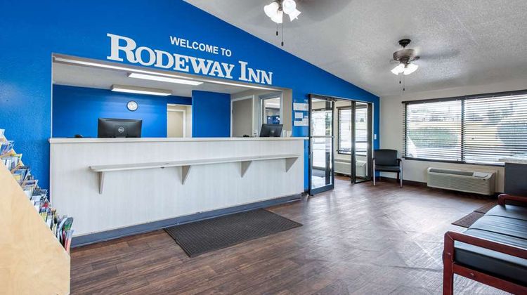 Rodeway Inn Sharonville Lobby