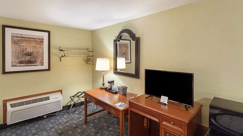 <b>Rodeway Inn Wauseon Room</b>. Images powered by <a href="https://iceportal.shijigroup.com/" title="IcePortal" target="_blank">IcePortal</a>.