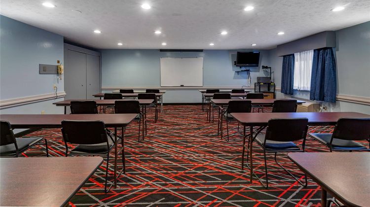 Quality Inn Youngstown Meeting