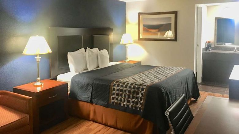 <b>Rodeway Inn Circleville Room</b>. Images powered by <a href="https://iceportal.shijigroup.com/" title="IcePortal" target="_blank">IcePortal</a>.