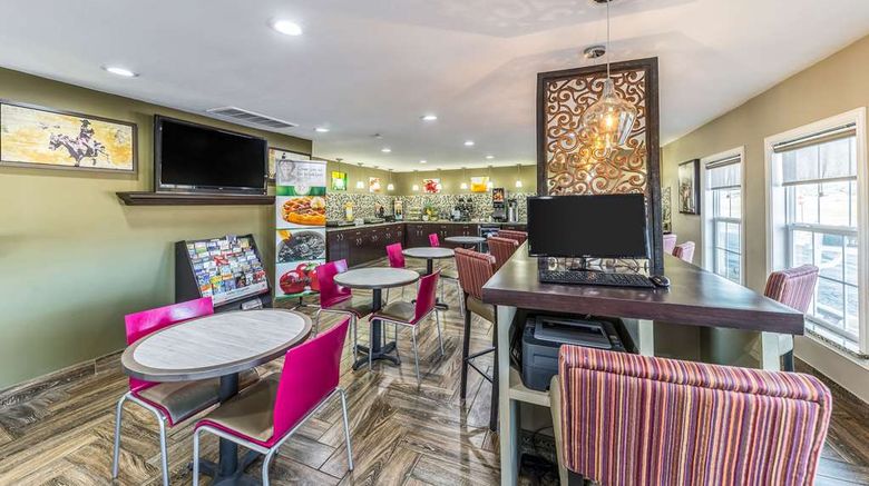 <b>Quality Inn Glenpool/Tulsa Other</b>. Images powered by <a href="https://iceportal.shijigroup.com/" title="IcePortal" target="_blank">IcePortal</a>.