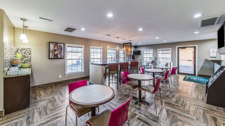 <b>Quality Inn Glenpool/Tulsa Restaurant</b>. Images powered by <a href="https://iceportal.shijigroup.com/" title="IcePortal" target="_blank">IcePortal</a>.