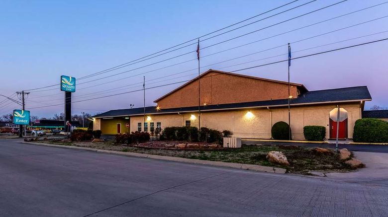 <b>Quality Inn Glenpool/Tulsa Other</b>. Images powered by <a href="https://iceportal.shijigroup.com/" title="IcePortal" target="_blank">IcePortal</a>.