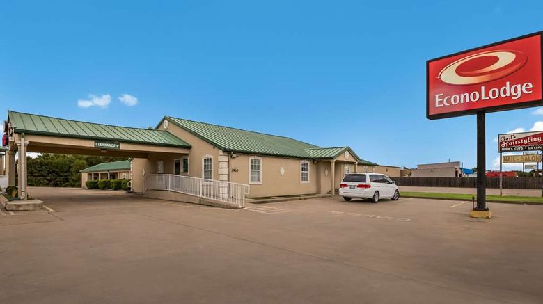 <b>Econo Lodge Exterior</b>. Images powered by <a href="https://iceportal.shijigroup.com/" title="IcePortal" target="_blank">IcePortal</a>.