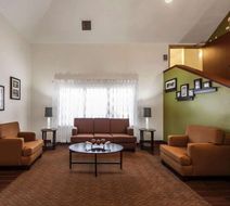 Sleep Inn & Suites Lobby