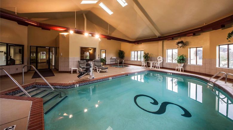 <b>Sleep Inn & Suites Pool</b>. Images powered by <a href="https://iceportal.shijigroup.com/" title="IcePortal" target="_blank">IcePortal</a>.