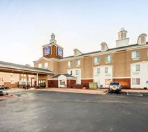 Sleep Inn & Suites Exterior